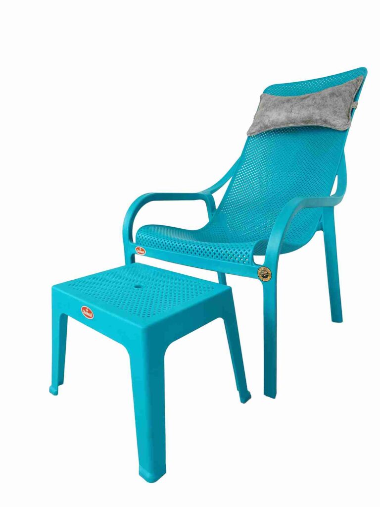 laxo-blue-armchair-with-cushion